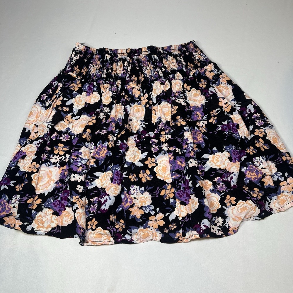 Garage Women's Small Black Floral Smocked Waist Mini Skirt